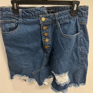 Ripped Jean Skit Size L